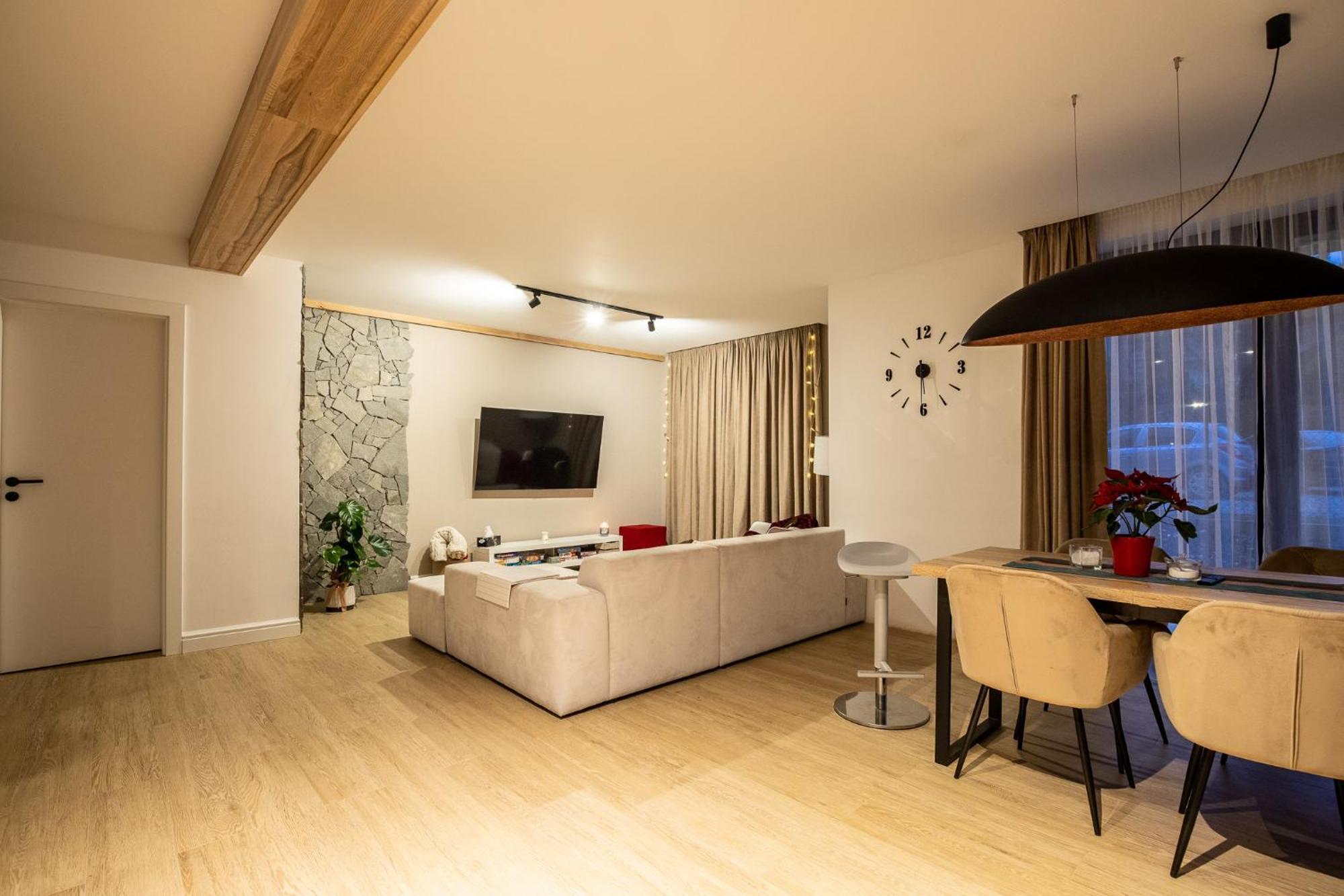 Apartski 18D ซาโกปาเน ภายนอก รูปภาพ